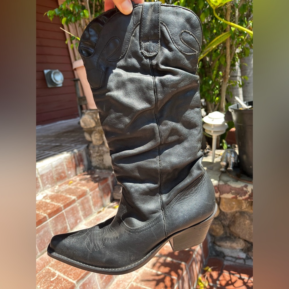 Western cowgal boots